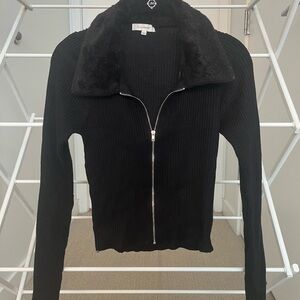Fuzzy collared Black Zip-Up Jacket
